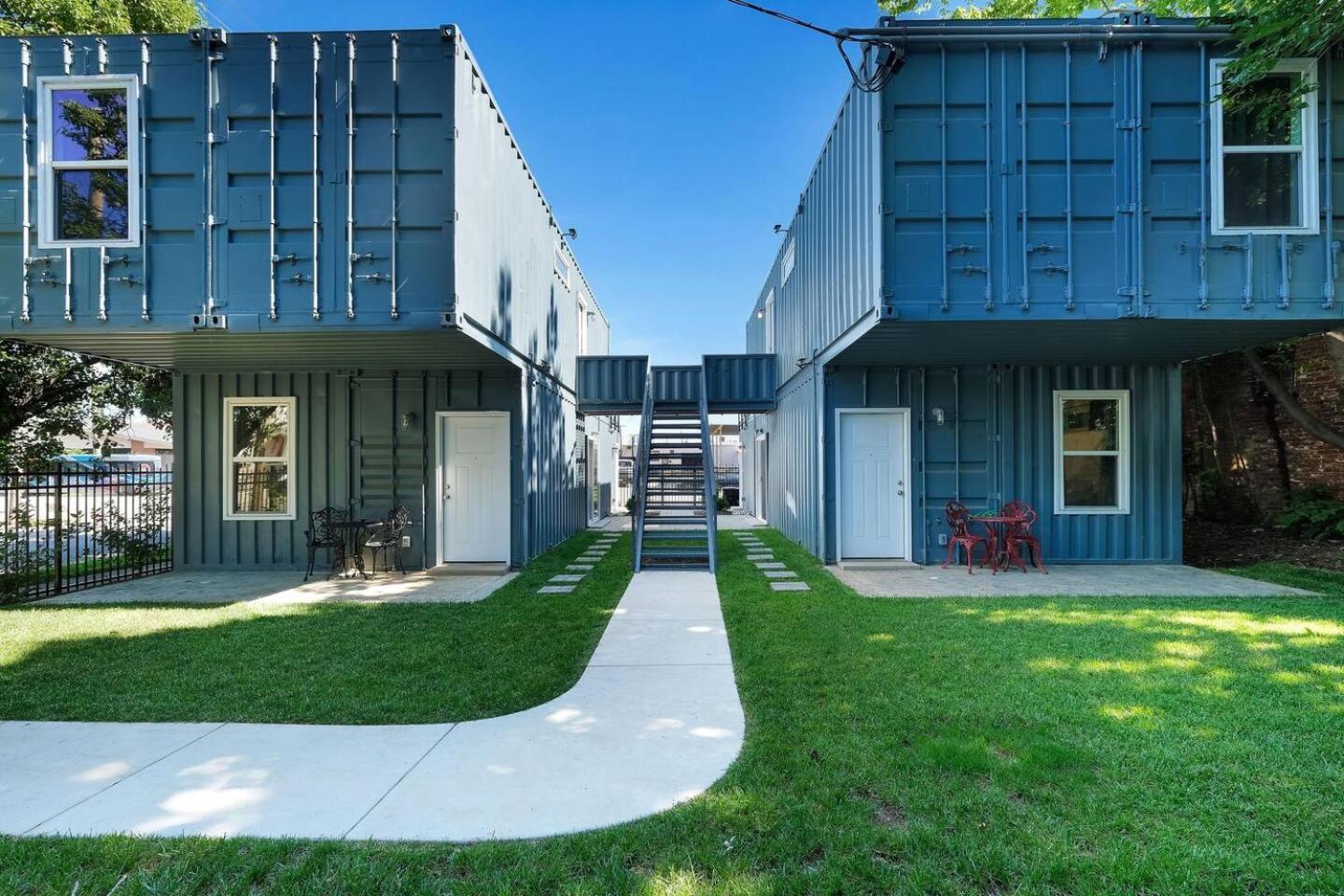 Experience The Unique Re-Nu Shipping Container #5 Apartment Louisville Exterior photo